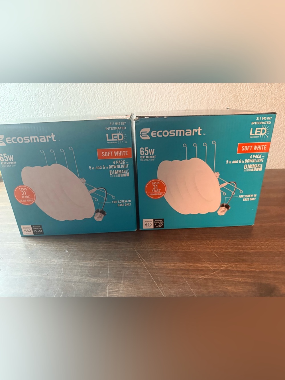 (2) 4 packs Ecosmart 65w 5” - 6" Downlight Dimmable Soft White Screw-in Base NEW
